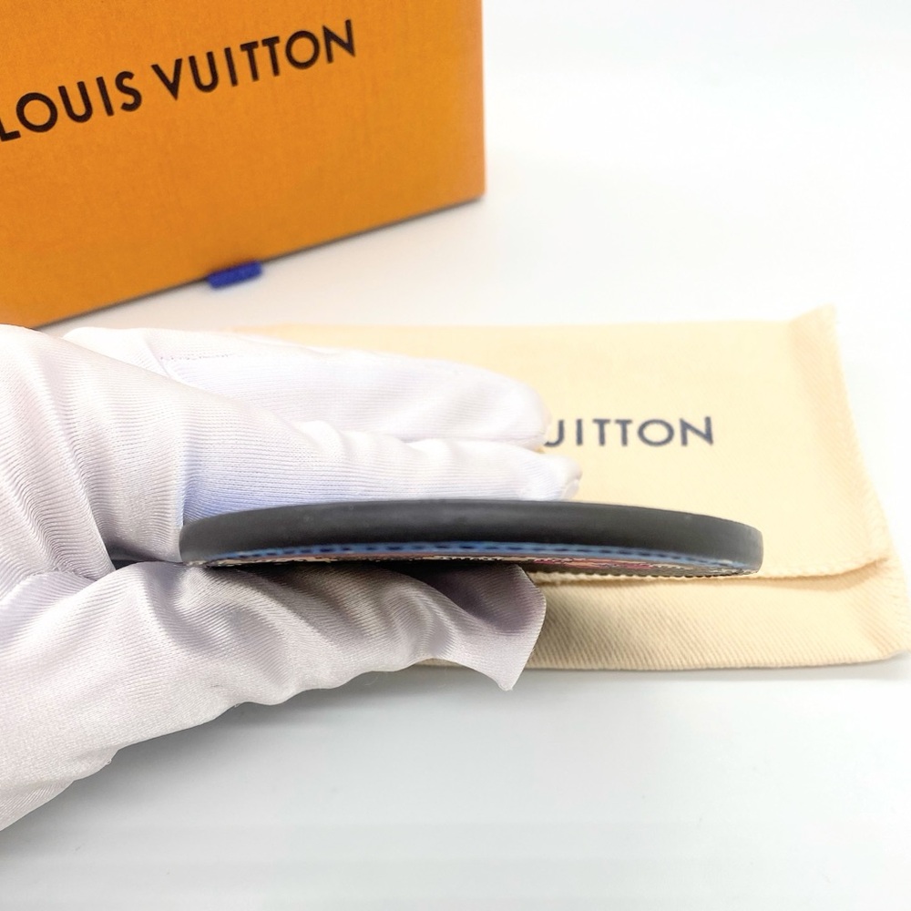 Louis Vuitton
2019 Illustrè Vivienne Venice Bag Charm & Key Holder - Picture 5 of 8